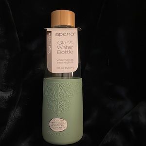 NWT Apana Glass Water Bottle 28oz